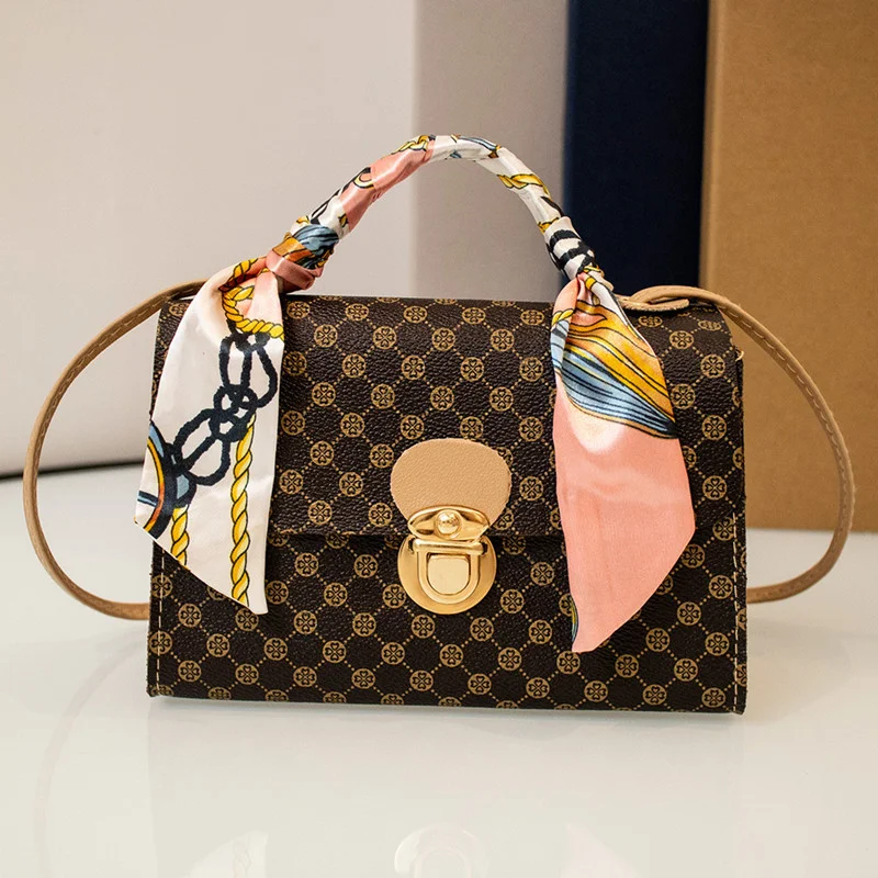 Роскошная сумка на плечо мессенджер цепочке с клапаном дизайнерская дамская