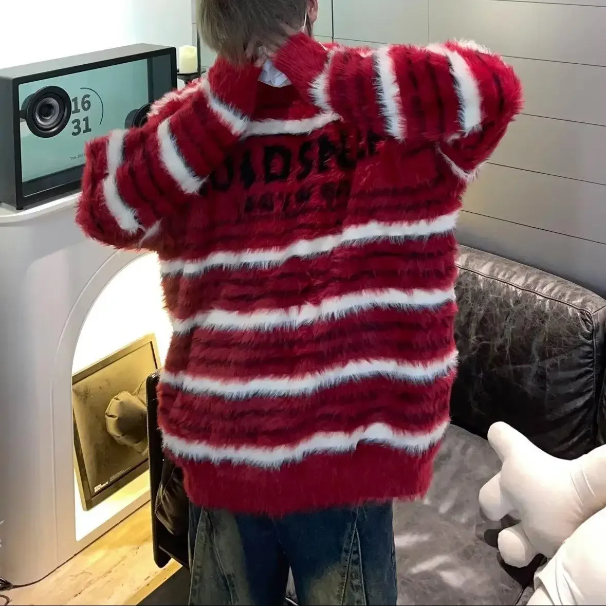 Осень/зима модный жаккардовый полосатый свитер в стиле Idle для мужчин и женщин