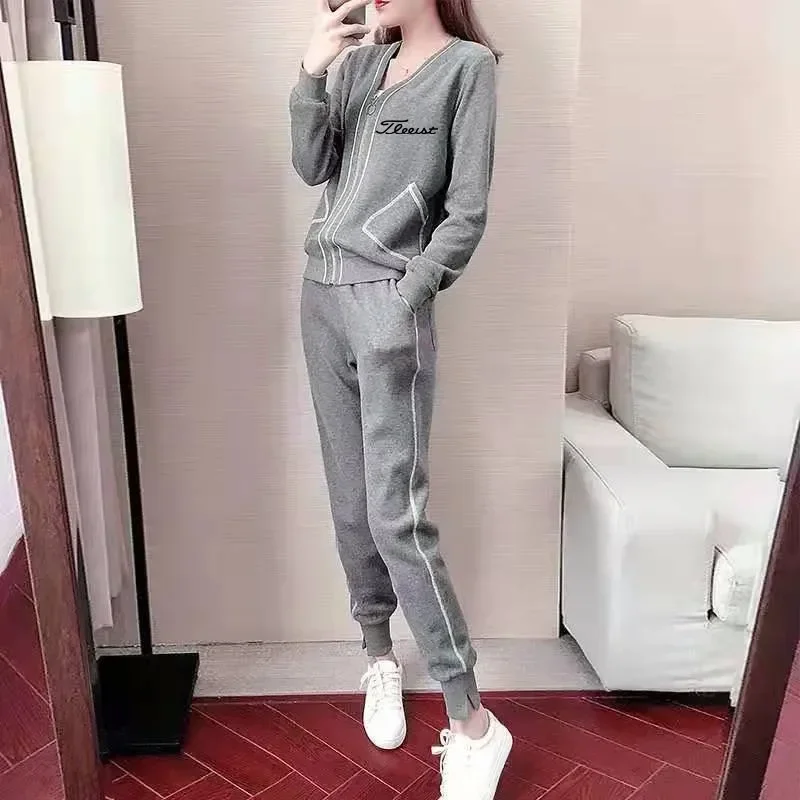 

2023 Autumn/Winter Women's Golf Two Piece Set Golf Set Women's Golf Sportswear Women's Golf Knitted Tennis Skirt