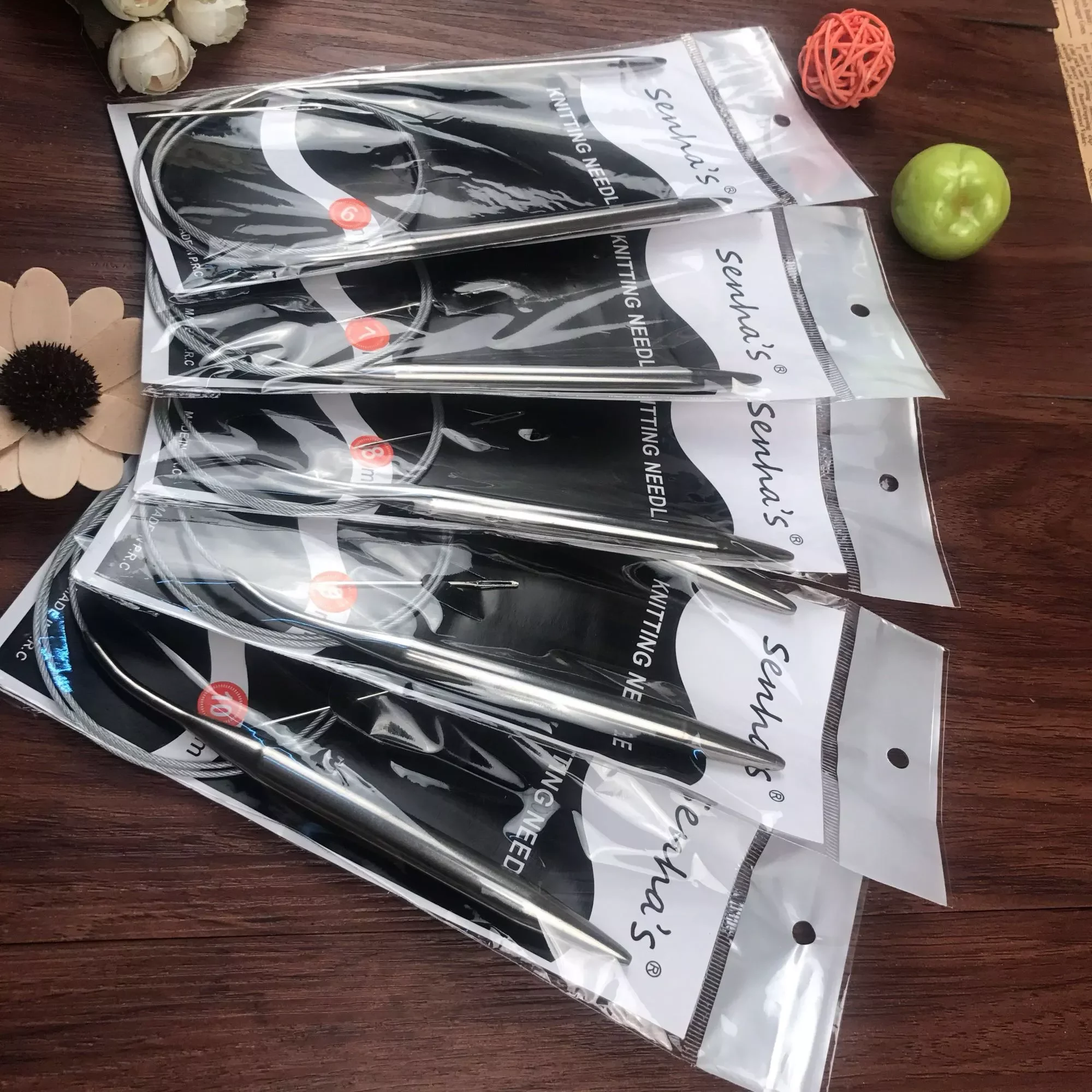 

Hot Free Shipping 6.0mm-10.0mm Stainless Steel Circular knitting needles set 5PCS/Set 43.65.80.100.120CM knitting needles Crafts