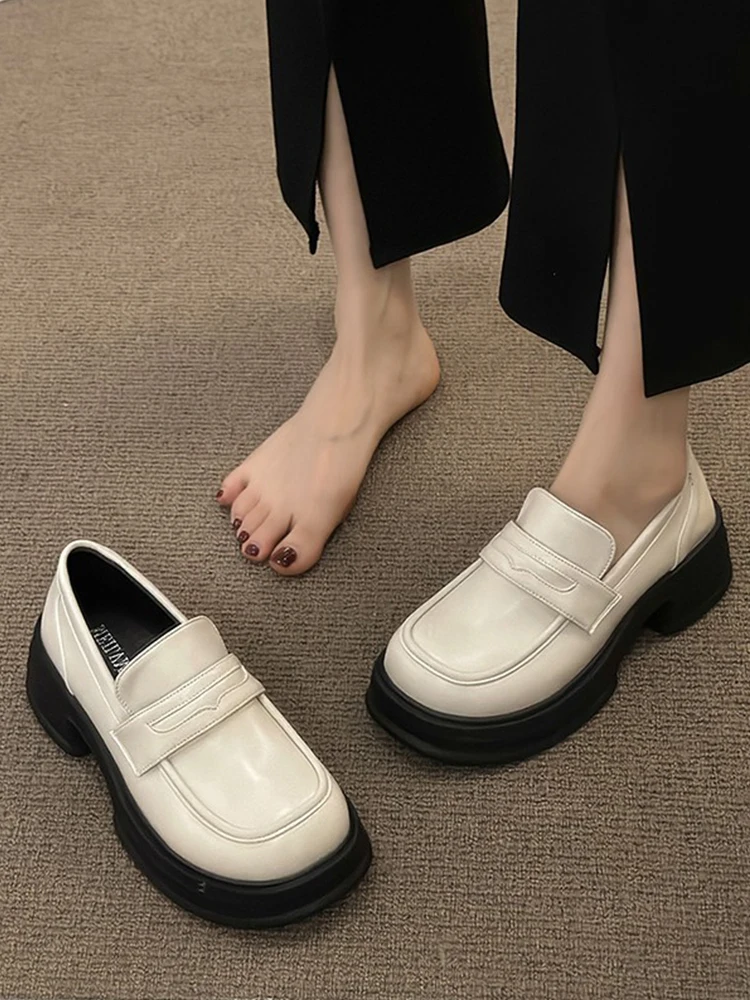 

Retro Woman Shoes Casual Female Sneakers Flats Oxfords Round Toe Autumn Slip-on Loafers With Fur Clogs Platform Dress Leather Fa