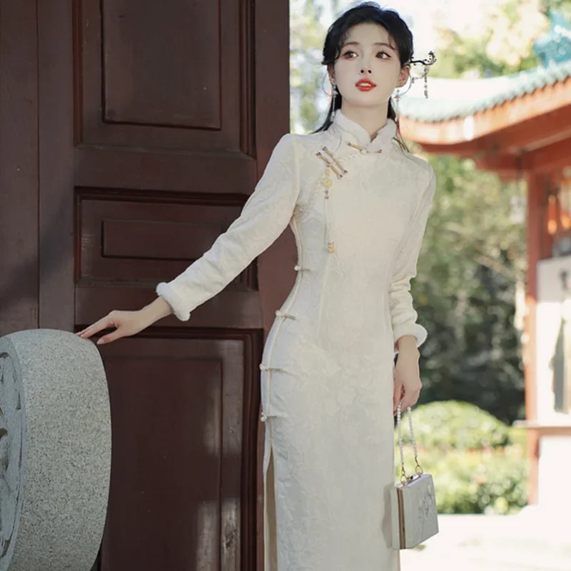 Элегантное винтажное утепленное женское платье Cheongsam с воротником-стойкой на