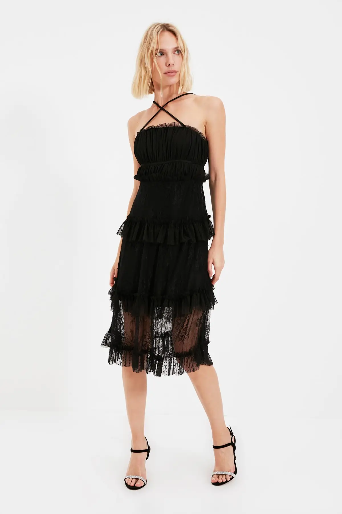 

Trendyol Ruffle Detail Dress TPRSS21EL3917