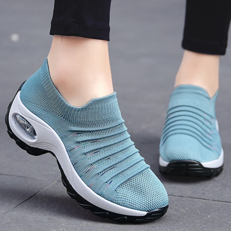 

Women Casual Shoes Mesh Breathable Wedges Sneakers Round Toe Thick Bottom Anti-slip Large Size Slip on Loafers Zapato Mujer