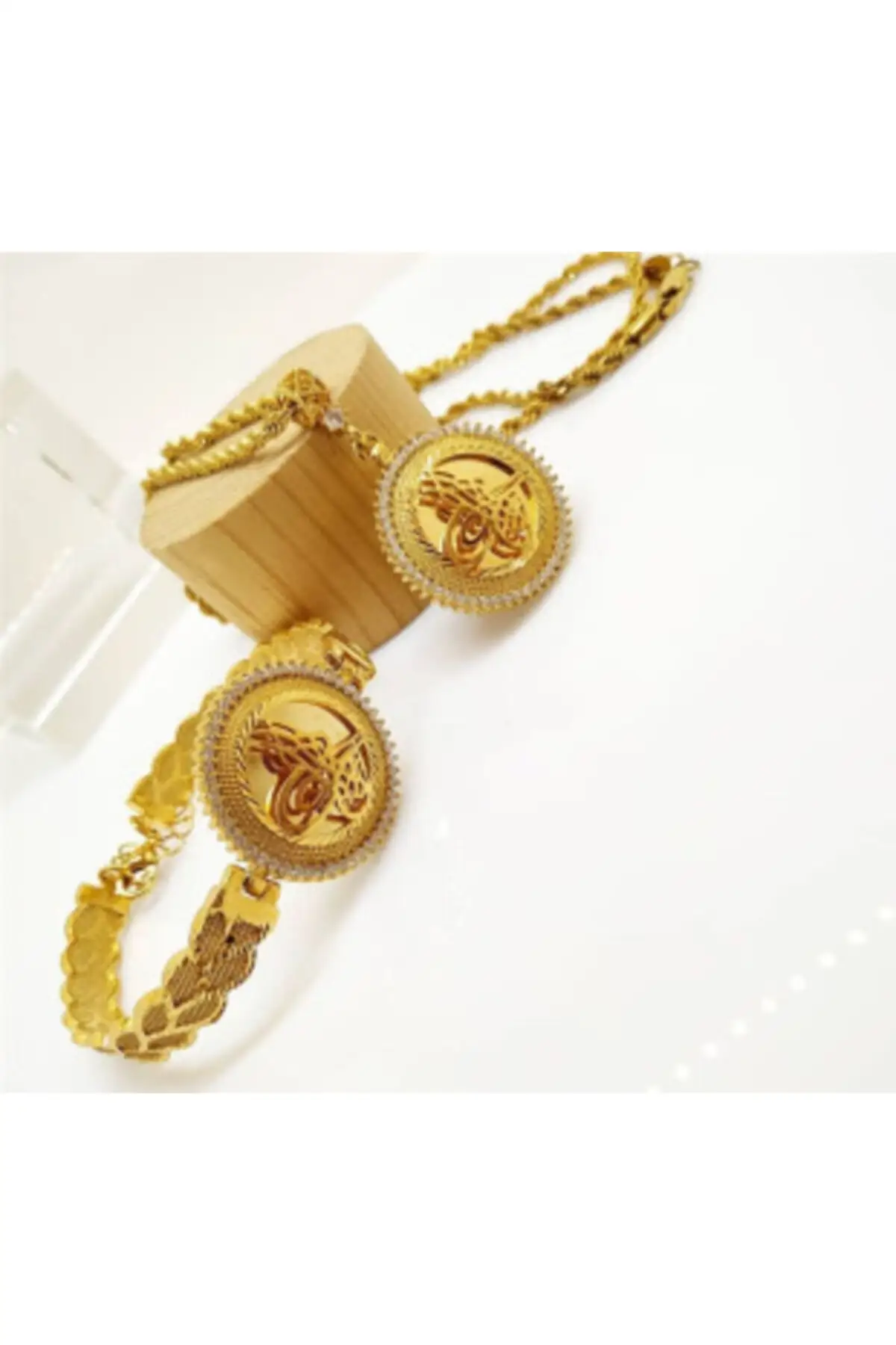 

Модные женские украшения 4 шт. Женская круглая модель с золотым покрытием, 2 шт. Наборы ожерелья с принтом