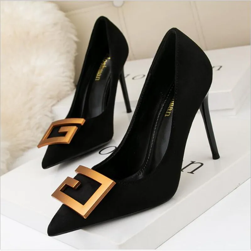 2022 HOT Elegant Metal Buckle Show Thin Women's Sandals Solid Patent Leather Pointed Toe Fashion Brand High Heels Women Shoes