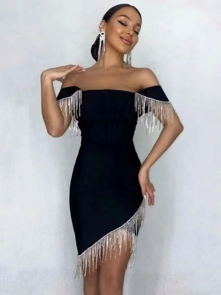 

Beauty Autumn Sexy Strapless Bandage Dress Upscale Temperament Pendant Tassel Irregular Skirt