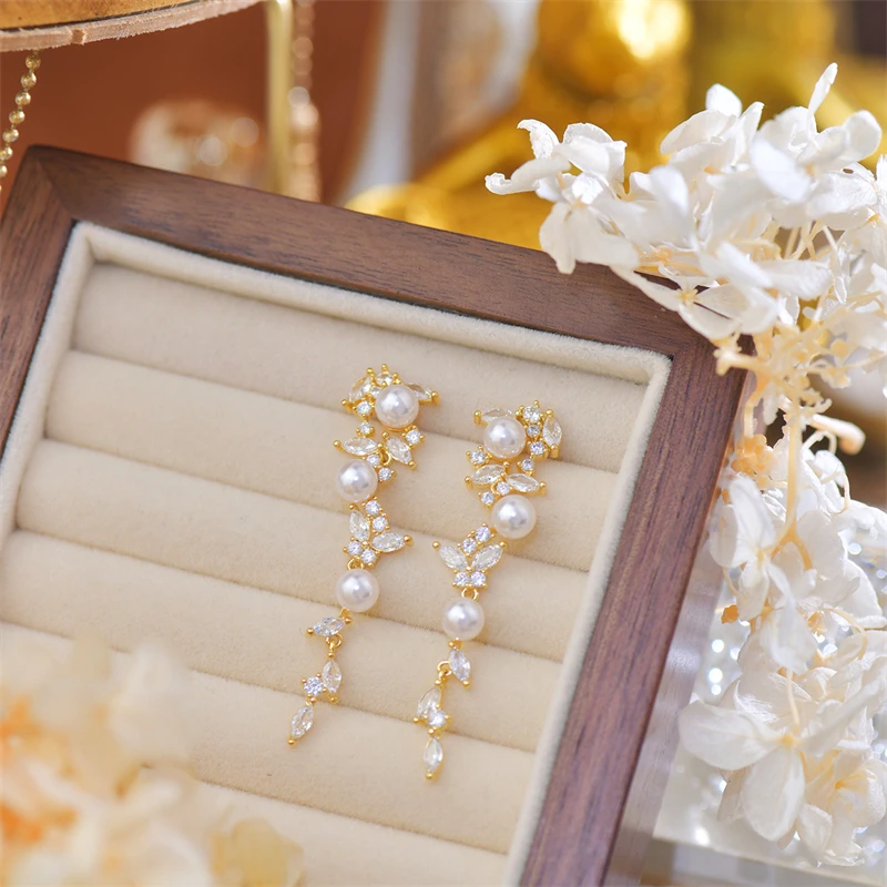 Модные длинные серьги-подвески с искусственным жемчугом и кристаллами для