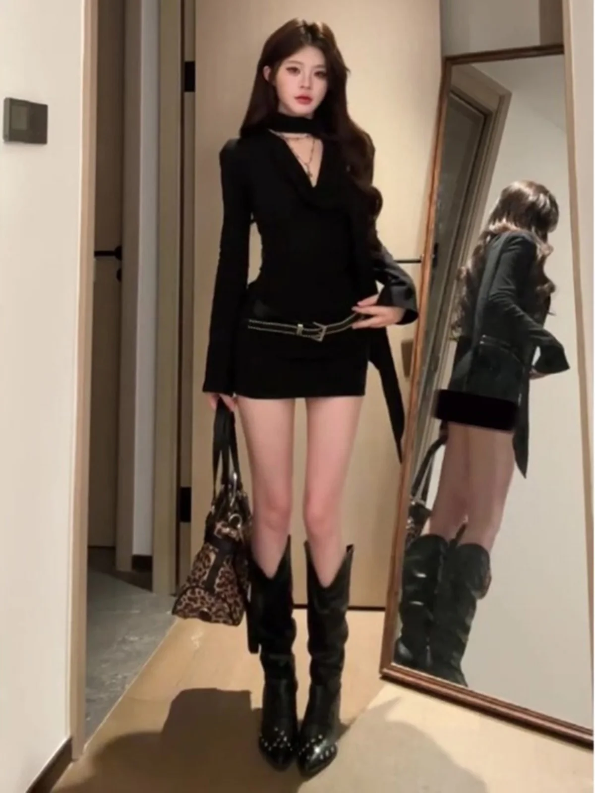 Цельное платье American Sle Gyaru с висячим вырезом и длинными рукавами. Женская одежда.