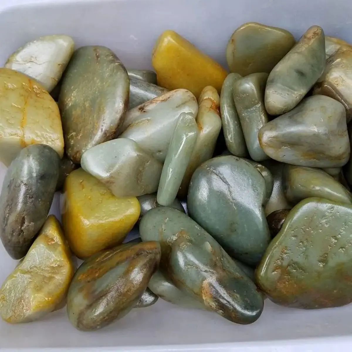 500G Natural Crystal Original Stone Hetian Jade Original Stone Mine Carving Practice Play Collection Random Delivery