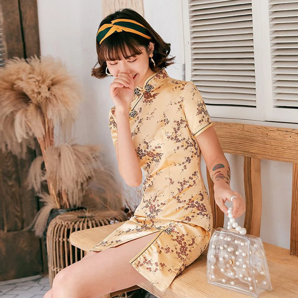 

Womens Cheongsam Sping And Summer Short Daily Banquet Skirt Improved Chinese Performance Costumes Dress Slim Embroidered Dress