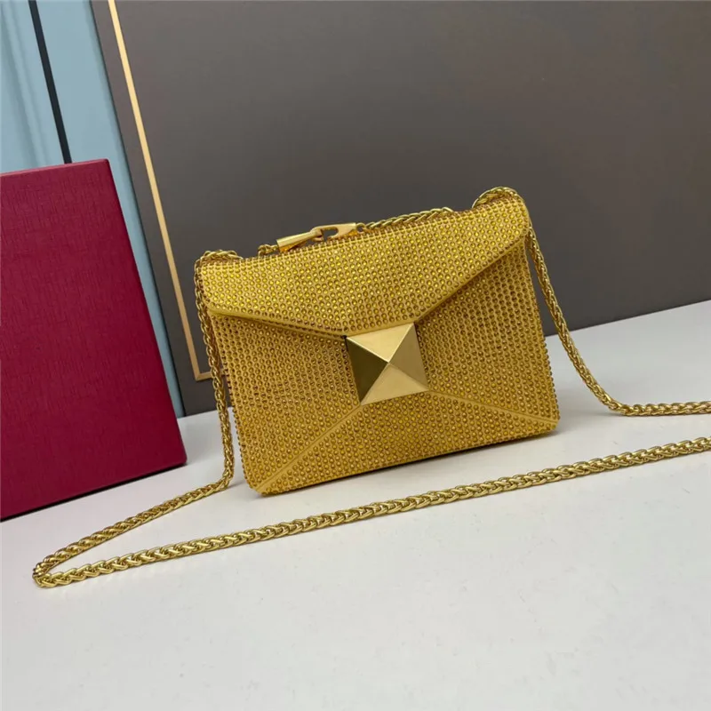 Europe and the United States fashion with diamond chain women's bags large rivets armpit hundred with leather crossbody bag