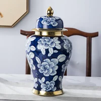 Jingdezhen Hand painted Ice Plum With A Golden Edge Blue And White Porcelain Storage Jar