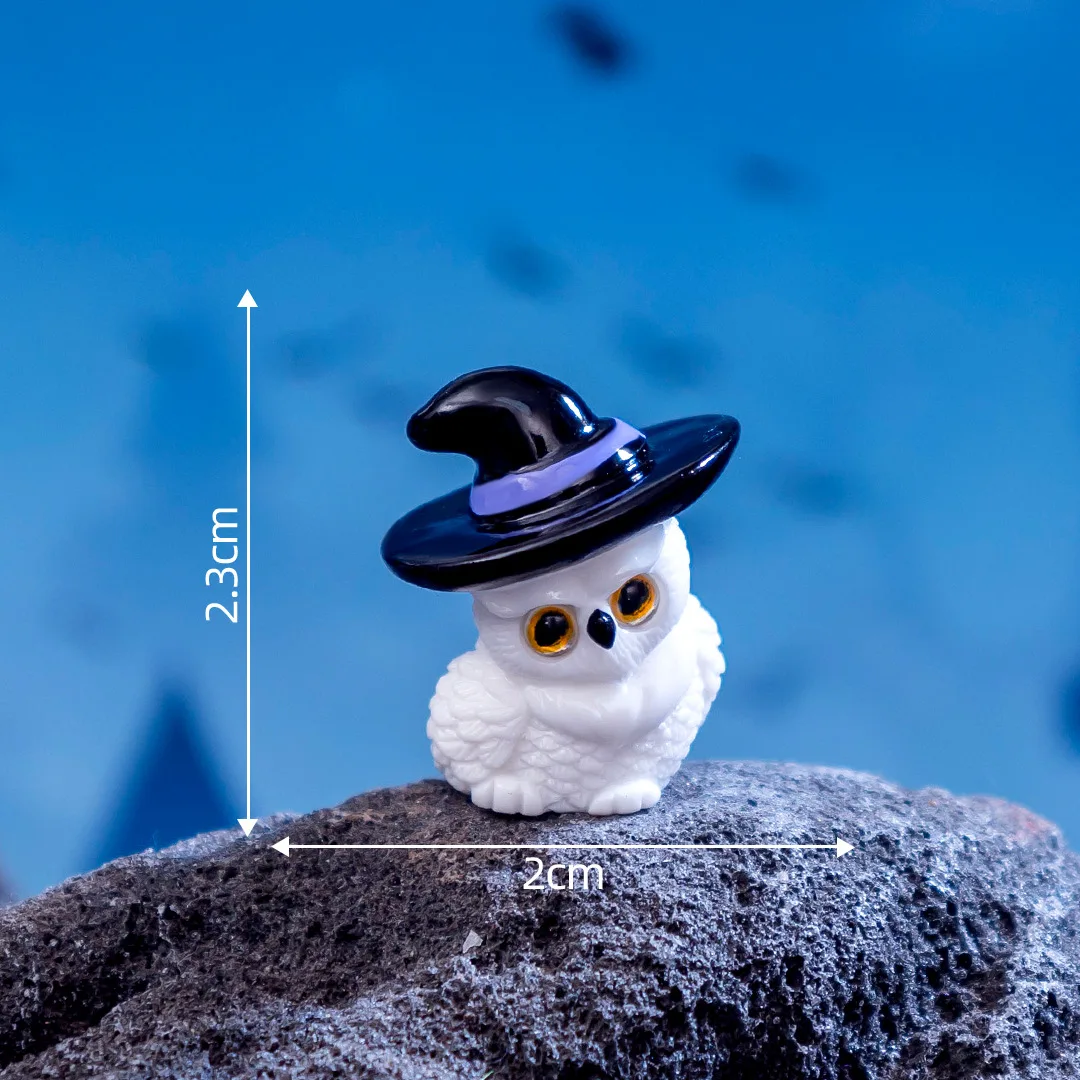 

Мини-фигурка ведьмы MOONBIFFY из резины