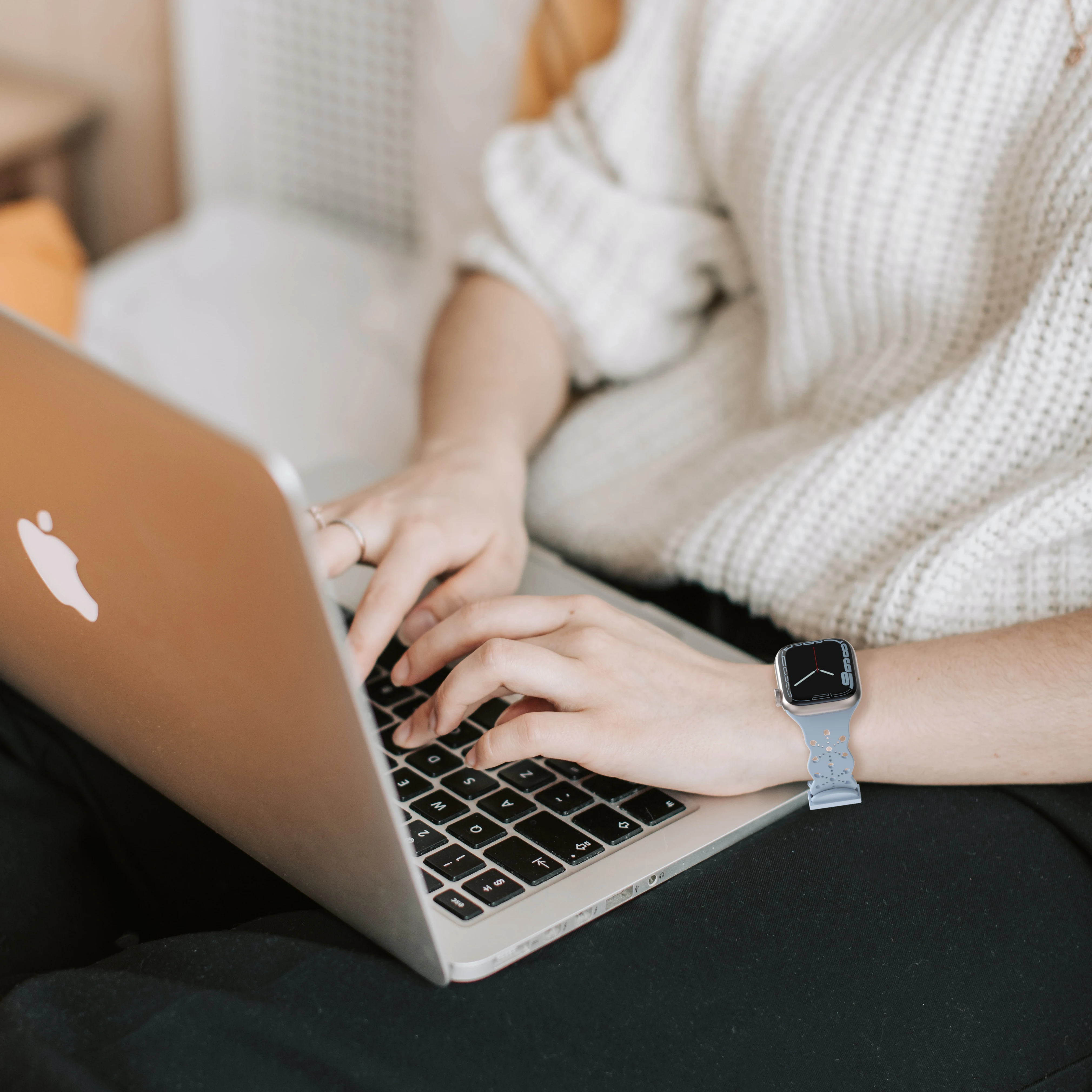 Silicone strap for Apple Watch band 45mm 41mm 44mm 40mm Lace Breathable Women Sport Breathable Belt for iWatch series 8 7 6 5 4