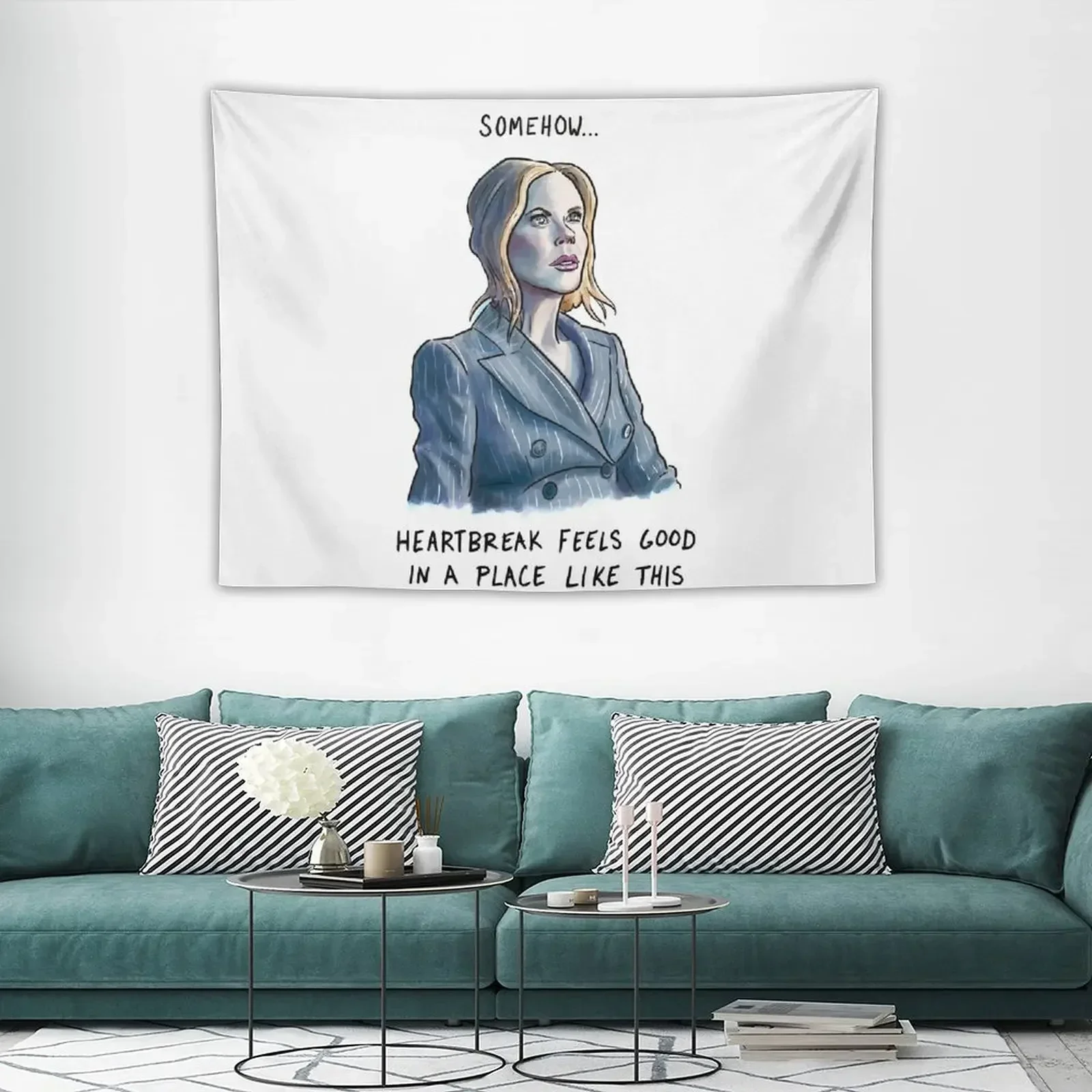 Николь Кидман в АМЦ каким-то образом... месте вроде этого гобеленового украшения