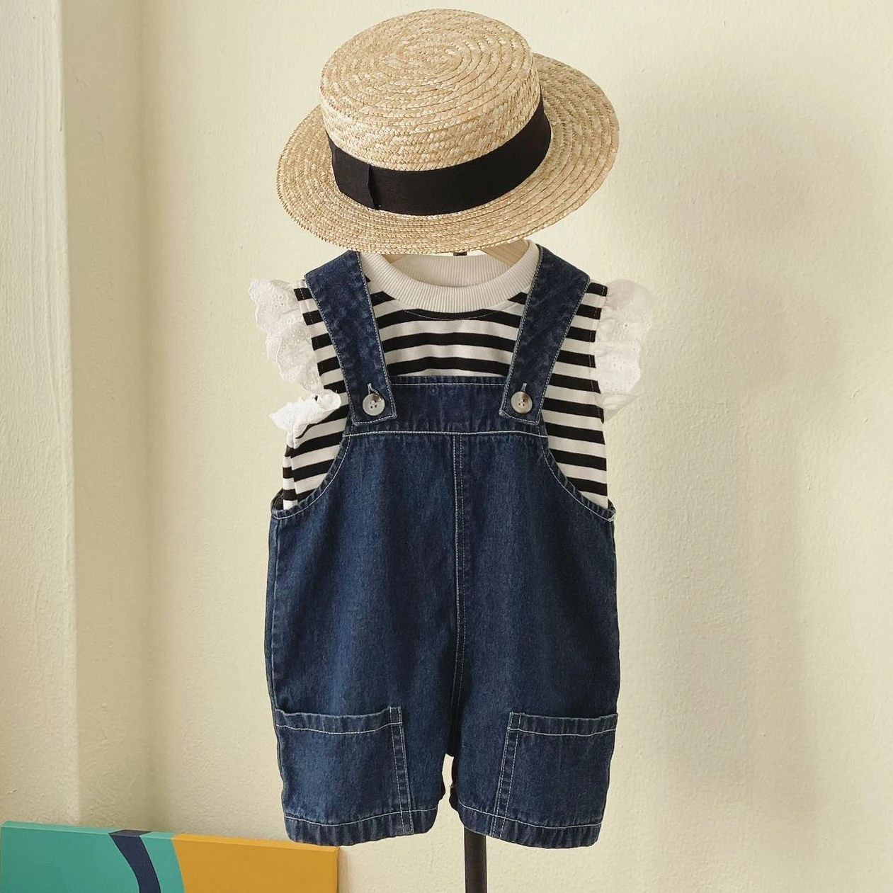 

2pcs Girls Sets Summer Kids Lace Sleeveless Striped Vest + Denim Overalls Shorts Cute Cotton children Outfits