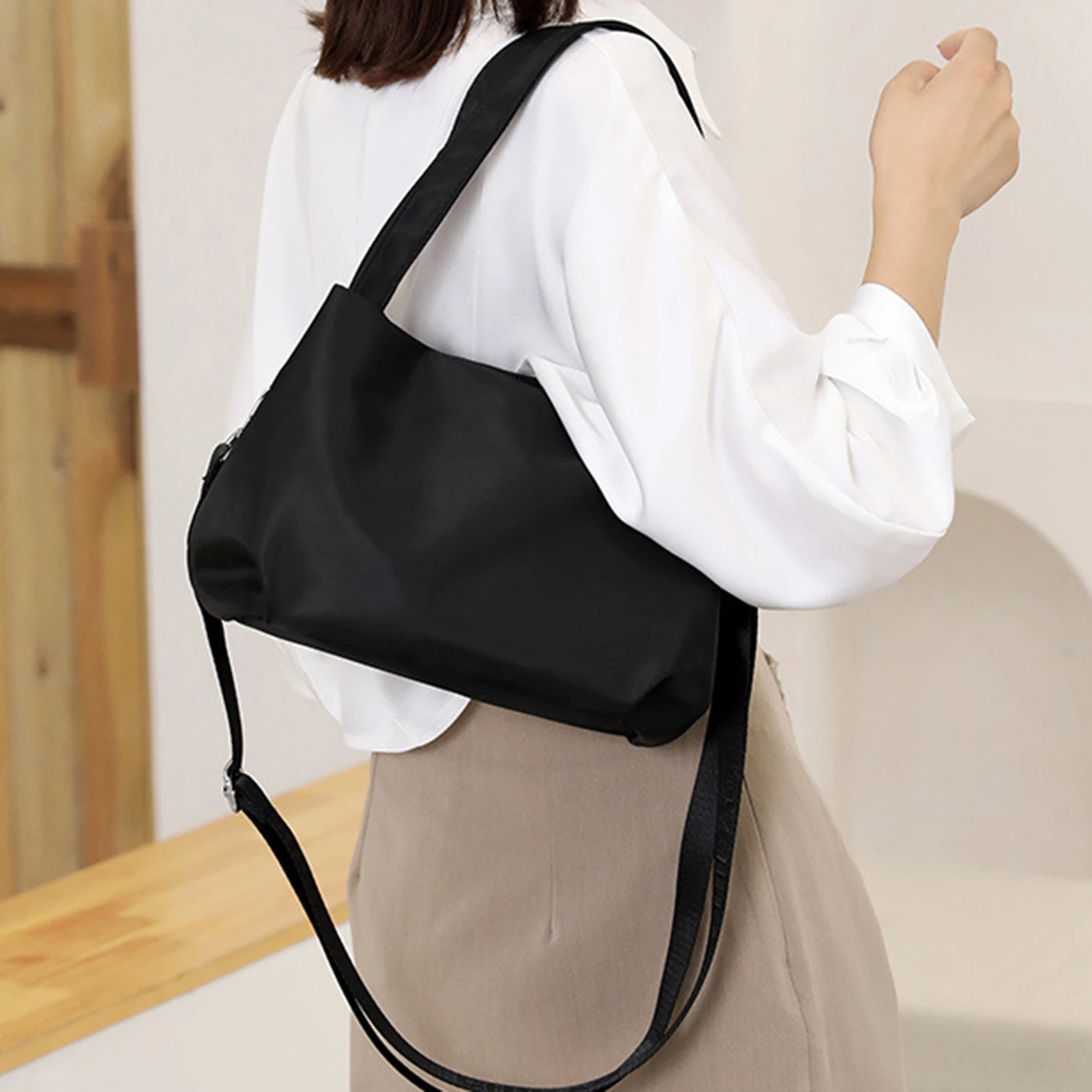 Crossbody Bags for Women 2022 Fashion Personality Waist Underarm Bag Simple and Versatile Casual Nylon Street Shot Bag