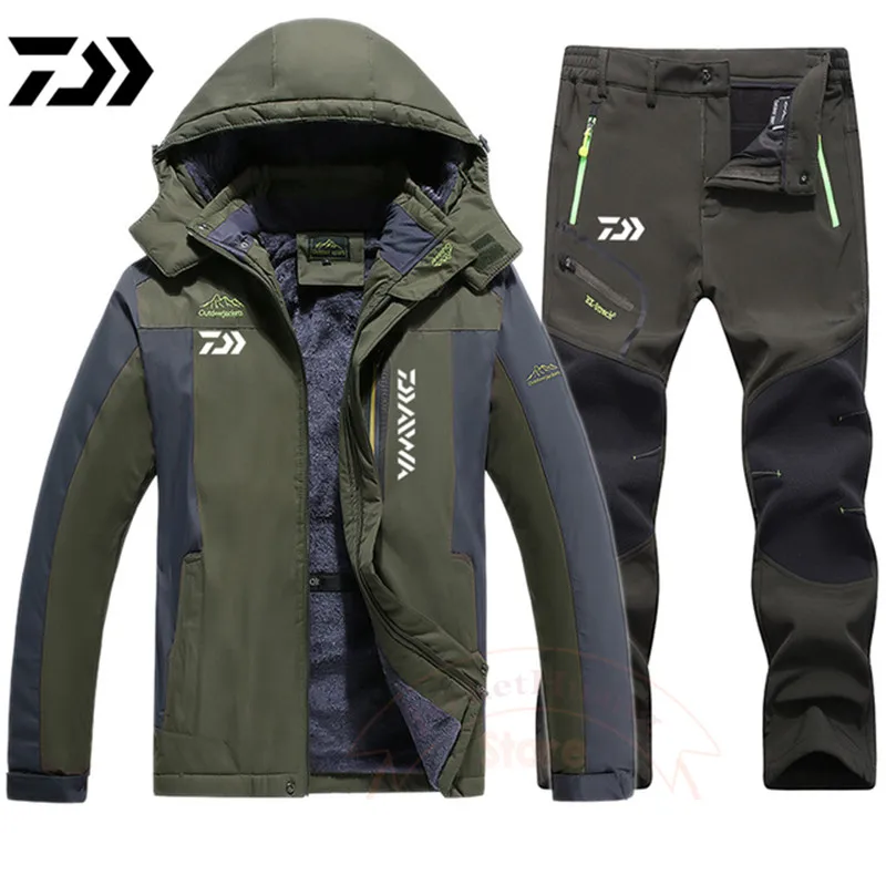 

Daiwa Fishing Suit Men Winter Windproof Waterproof Keep Warm Plus Velvet Fishing Jacket Outdoor Mountaineering Fishing Clothing