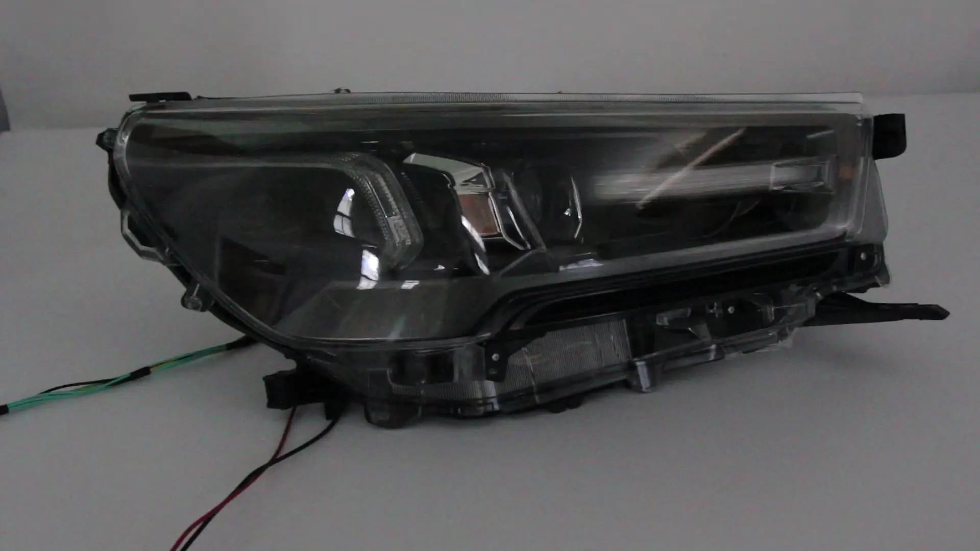 

KLT New design Car Led Head Lamp HeadLight for 2021 Hilux Revo Rocco