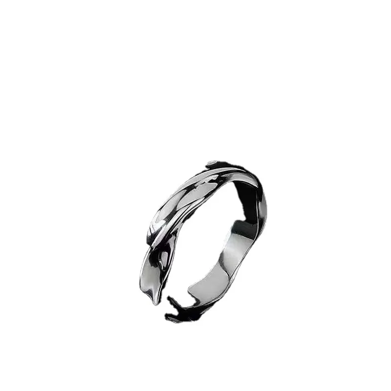 

Mobius Ring Men's Trendy and Advanced Sense Colorless Style