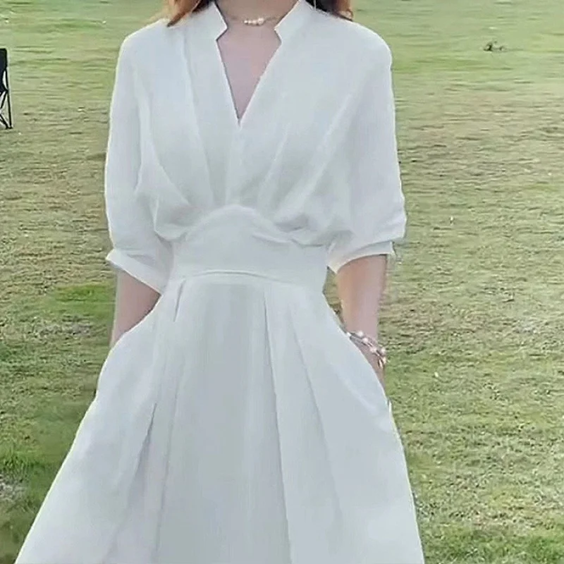 

Черный слитный длинный v-образный вырез Le Te Shouring 101