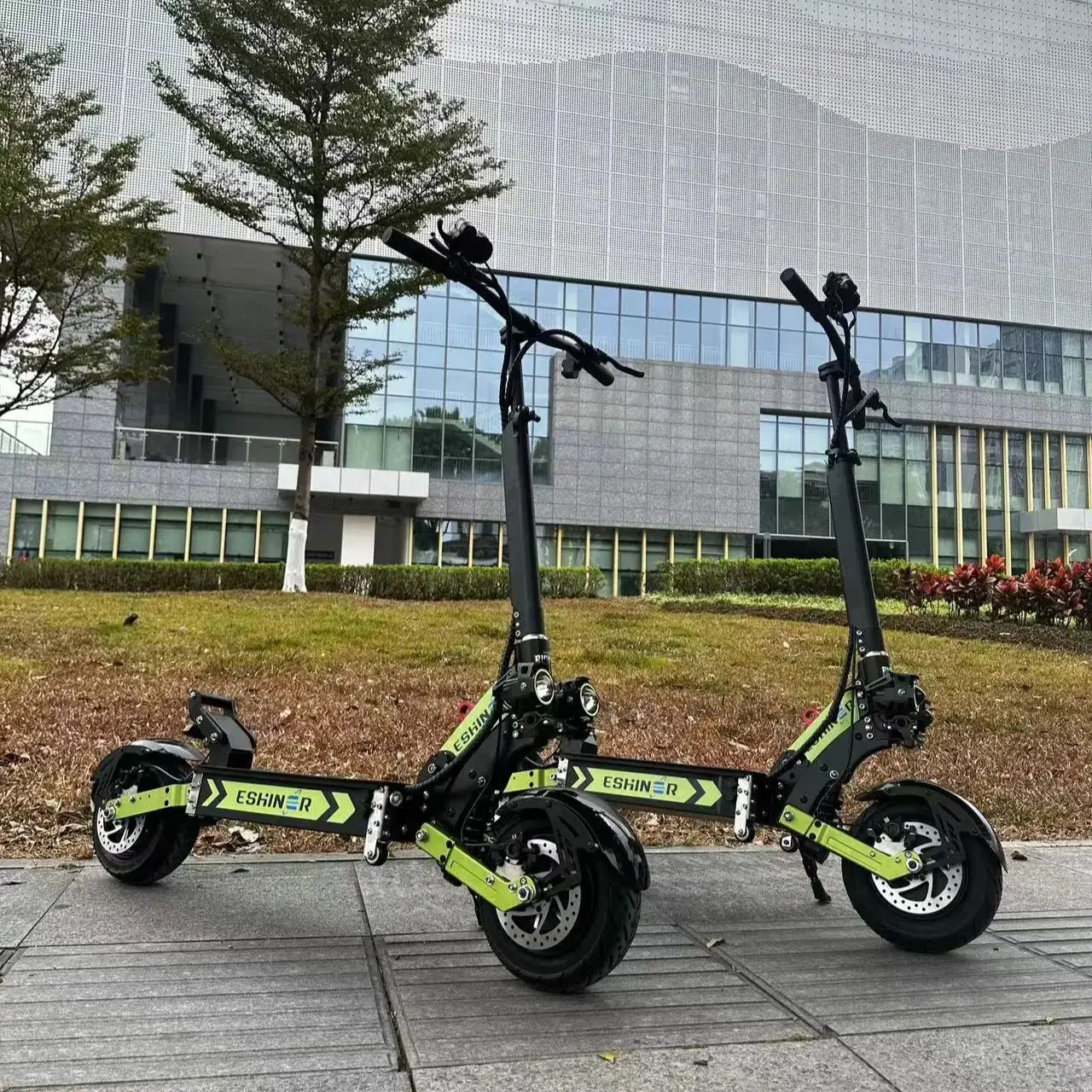 Скутер Складной Escooter электрический 70-85 км/ч 6000 Вт 60 В 30 А/ч 40