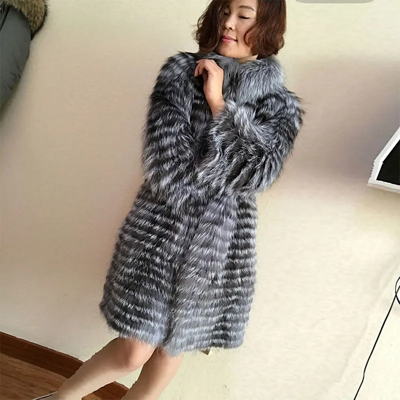 Женское пальто из натурального лисьего меха