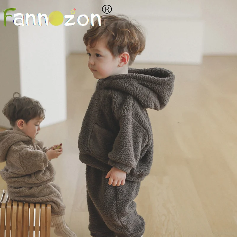 

Корейский зимний костюм для детей, теплый спортивный костюм для маленьких мальчиков и девочек, одежда для малышей, комплекты одежды, топ и штаны с вышивкой, костюм из 2 предметов, плюшевая одежда