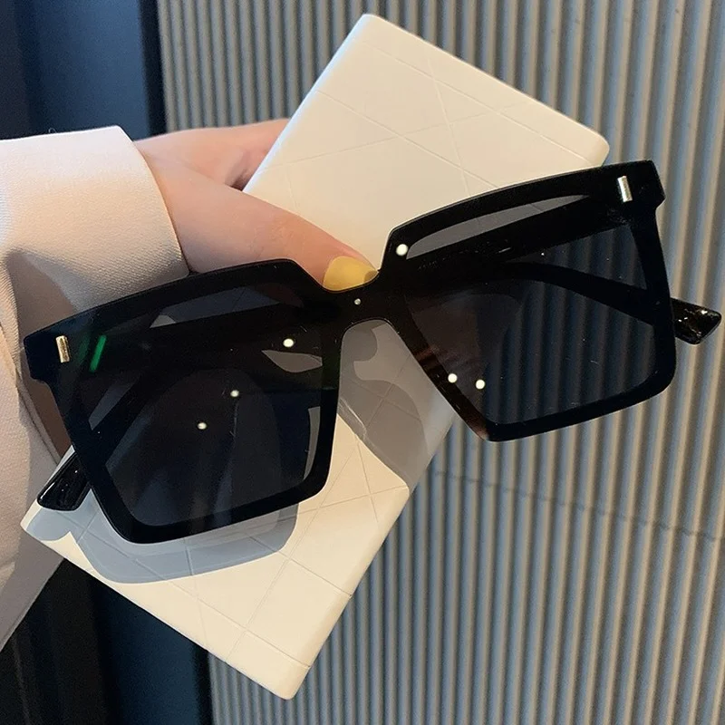 

Rivet Square Sunglasses Women Men Glasses Luxury Brand Oversize Sun Glasses Big Frame Eyewear Female Shades Lentes De Sol Mujer