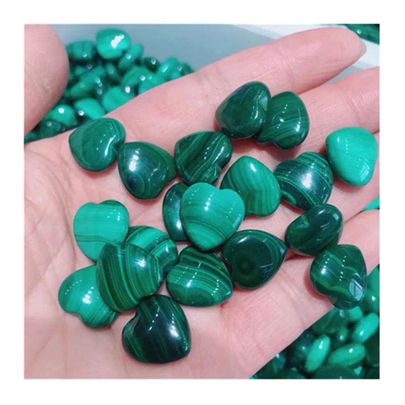 

Natural Polished Green Malachite Heart Crystal Healing Gemstone For Decoration