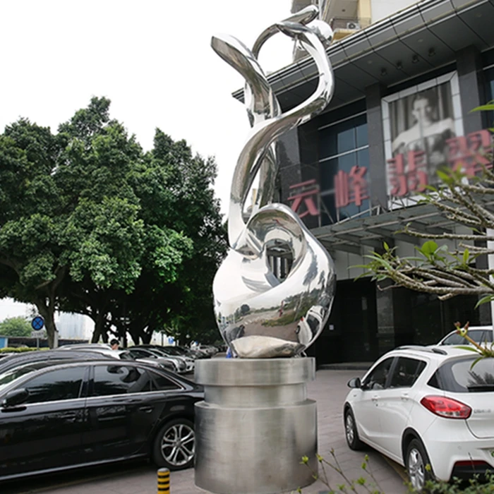 Customized Indoor Outdoor Sculpture Giant Penis Thoth Woman Body Statue