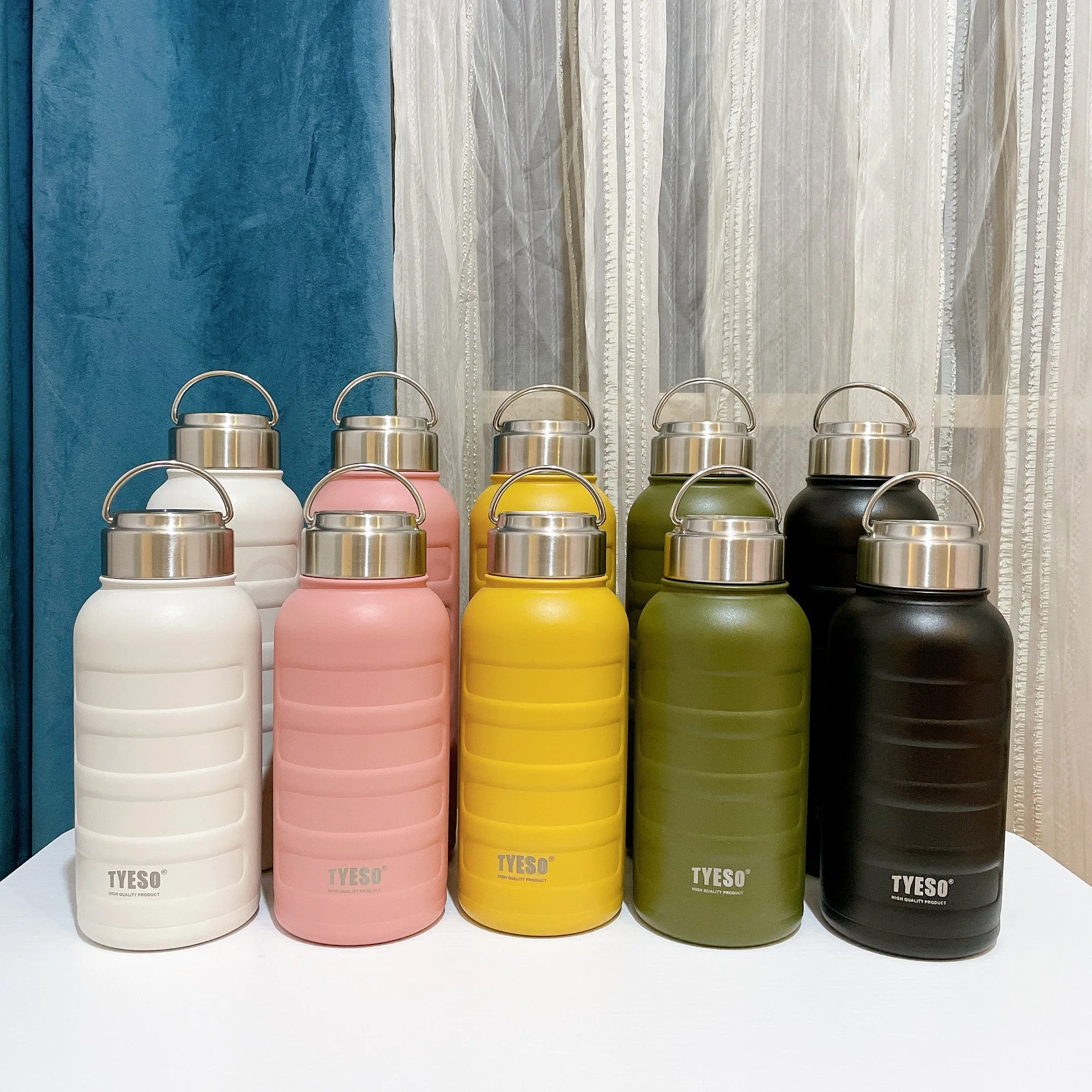 

1000ml Large Capacity Stainless Steel Thermos Bottle Portable Vacuum Water Bottle Thermocup Flask Insulated Tumbler 360/750ml