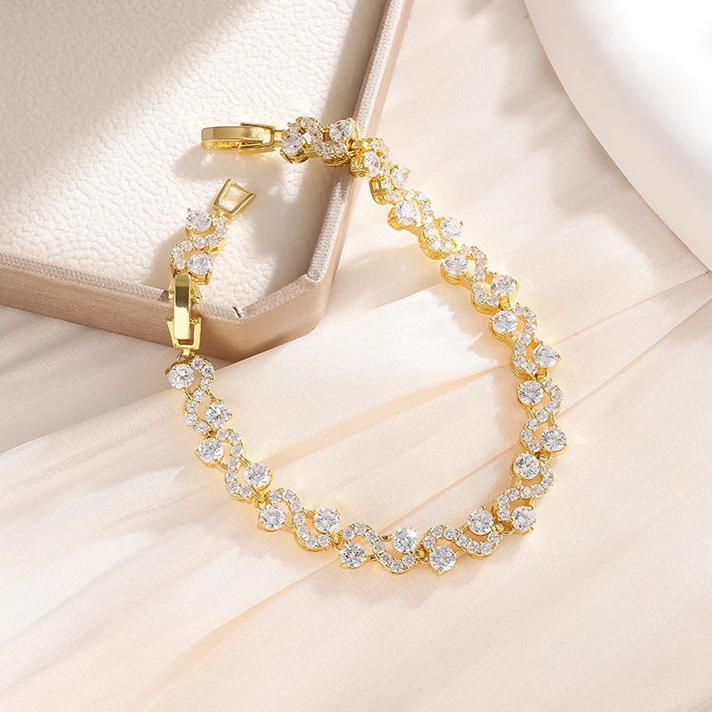 Элегантный винтажный браслет со сверкающими кристаллами инкрустированный