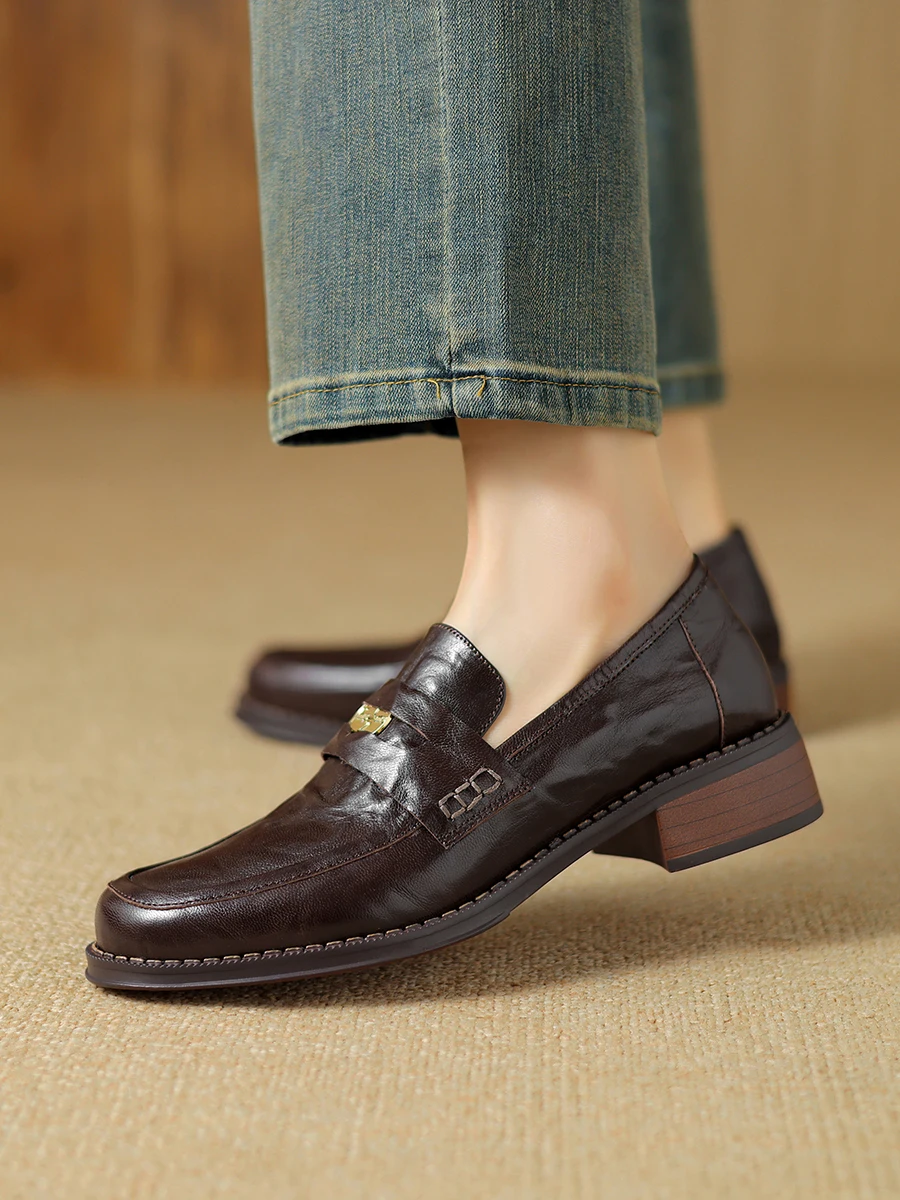 Женские лоферы из натуральной овечьей кожи классические туфли с металлическим