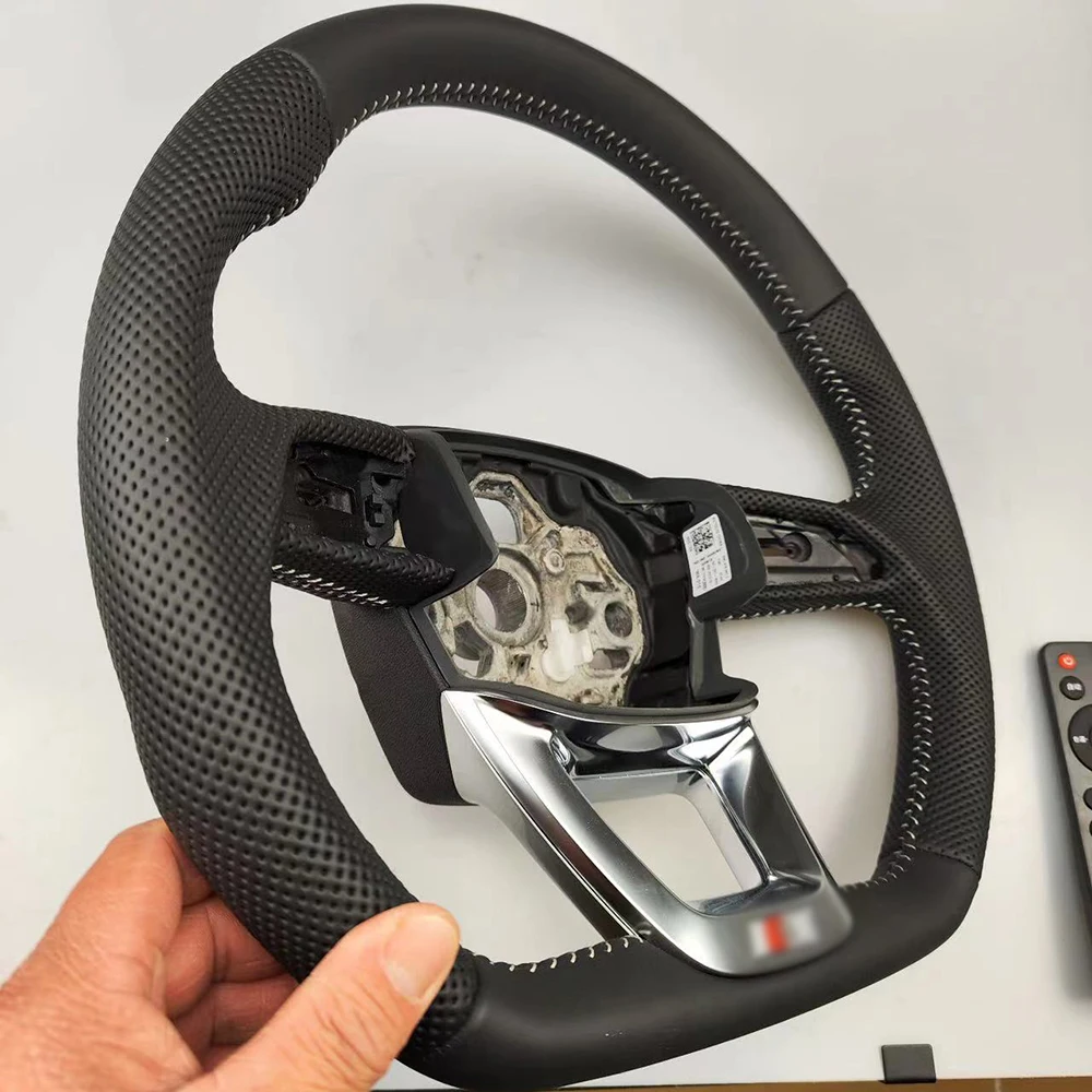 Для Audi 2019-2024 Q3 полуперфорированный кожаный нижний спортивный руль