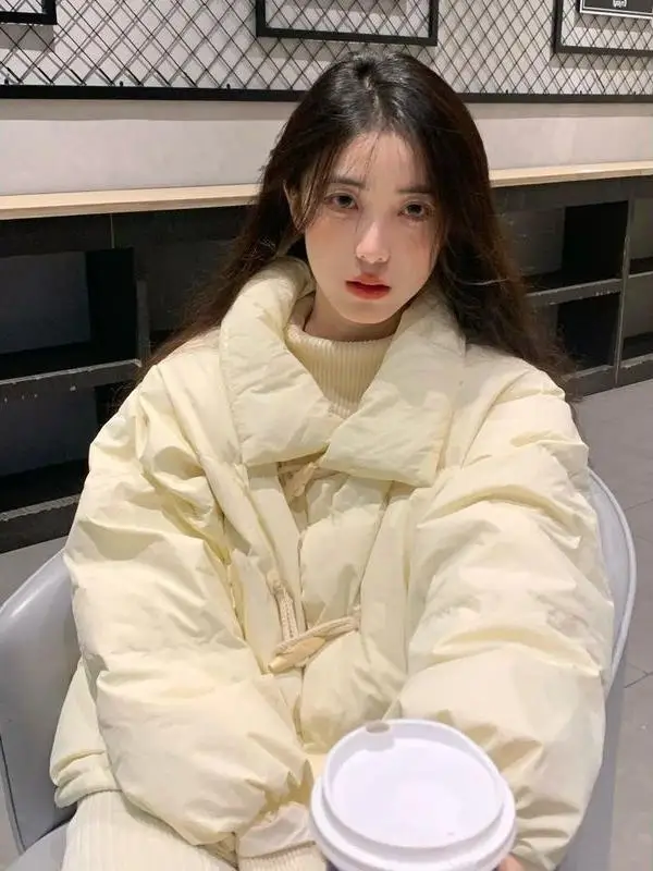 Женское хлопковое стеганое пальто в стиле ретро с роговой пряжкой зима 2024 новый