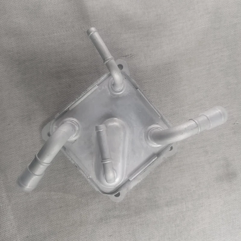 Масляный радиатор трансмиссии двигателя CVT 21606-3JX1C серебристый металл для Nissan Versa