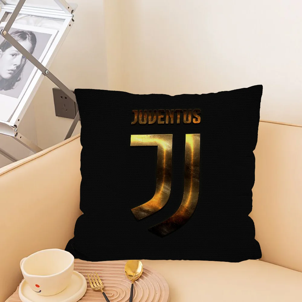 Экологичные декоративные наволочки из полиэстера и хлопка FC J-Juventus с однотонным