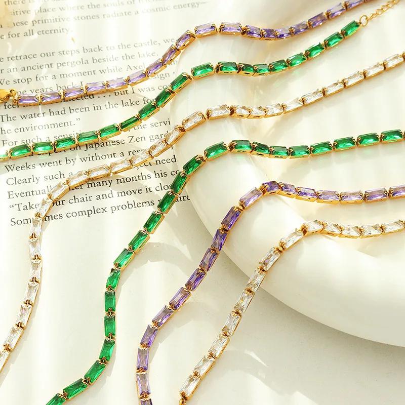 

Комплект из колье, браслета и сережек, высокого качества