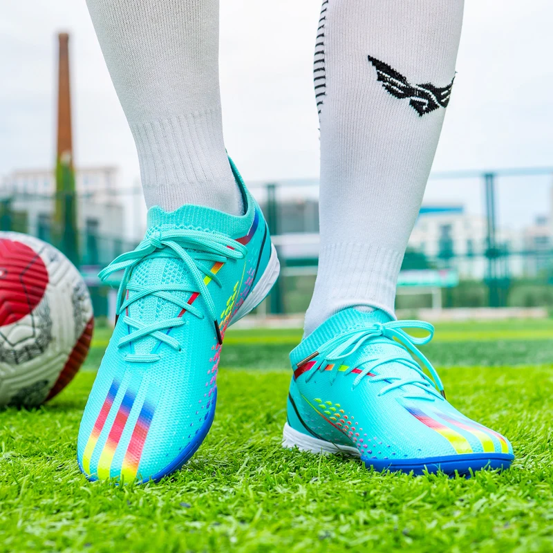 Brand Men Soccer Shoes  Grass Sneakers Male Long Spiked Football Shoes Cleats Damping Training Futsal Shoe Boots Man Foot Ball