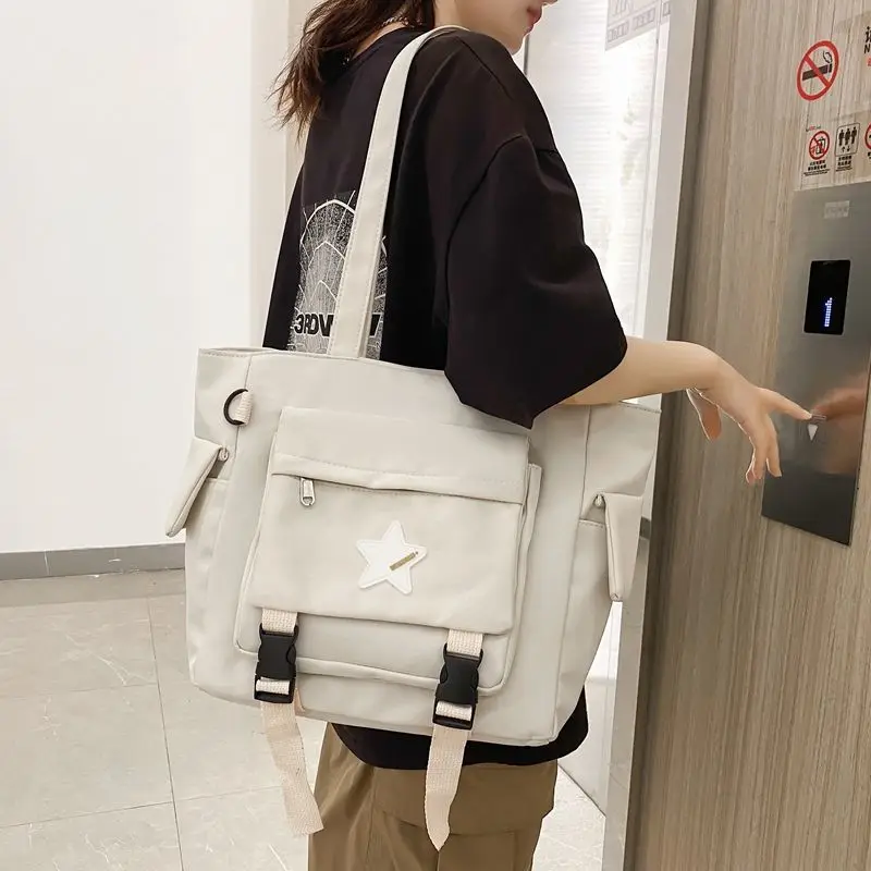 2023 Square Large Capacity Canvas Womens Shoulder Bag New School Style Fashion Leisure Simple Class Commuting Tote Bag For Women