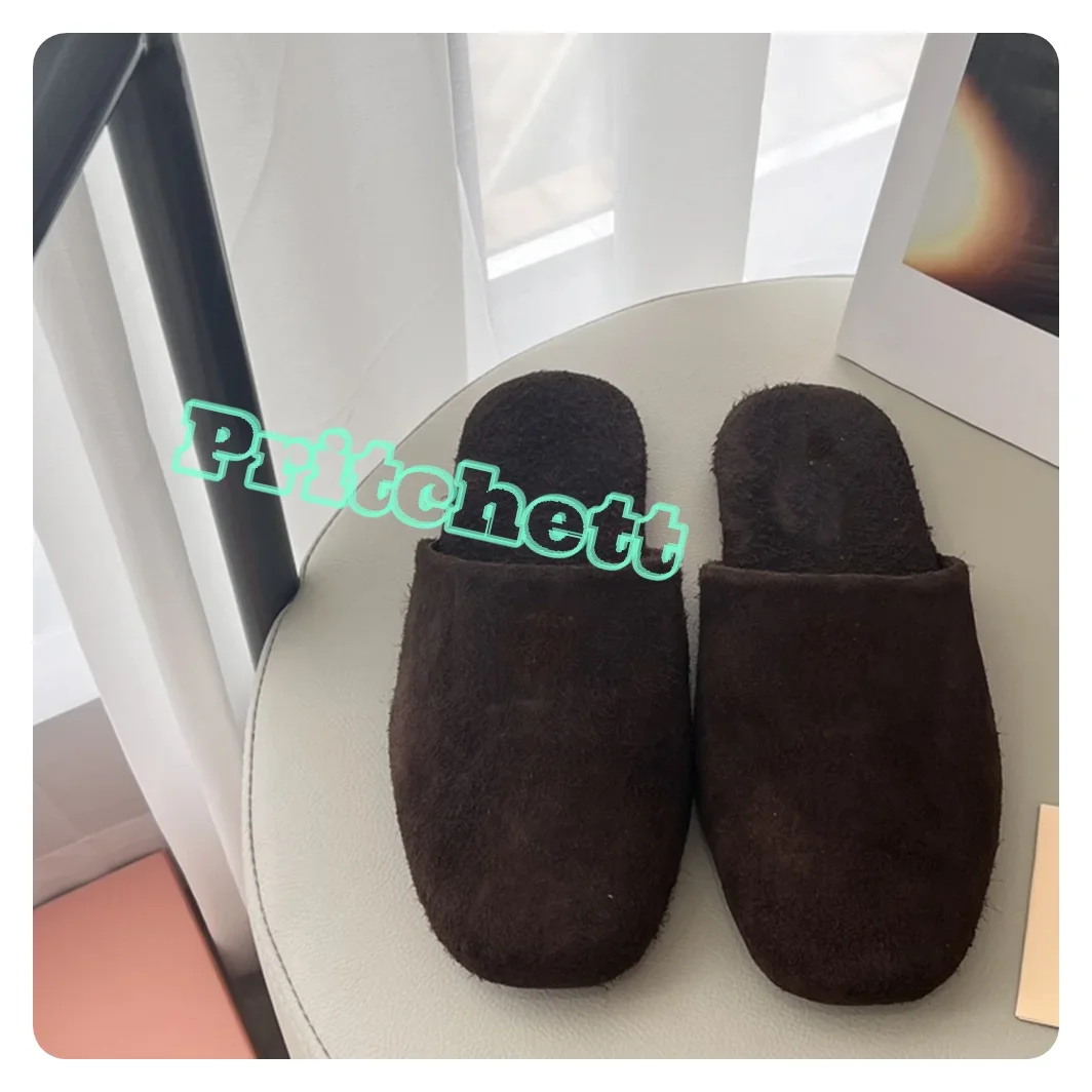 Желтые зимние тапочки с круглым носком без шнуровки на плоской подошве женские