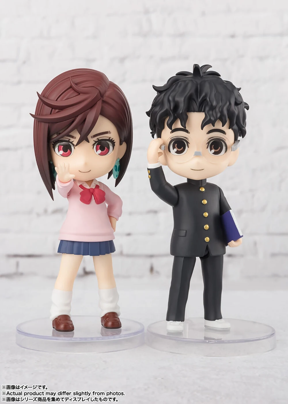 Модель Bandai Figuarts Mini Dan Da Takura Ken Ayase Momo