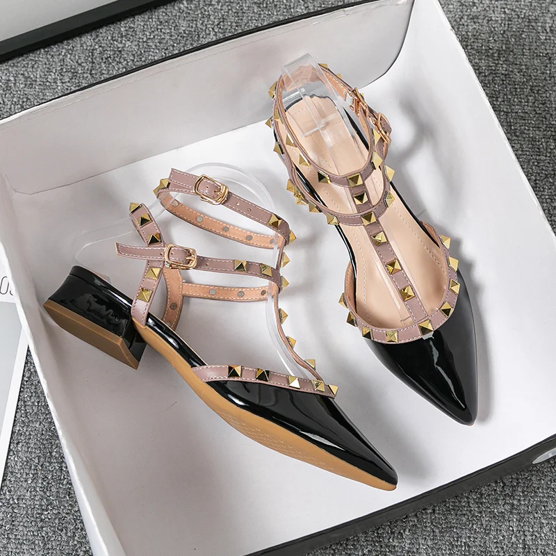 

2023 брендовые летние женские сандалии на высоком каблуке модный бренд дизайнерская стандартная красная повседневная обувь большого размера 41-43 Бесплатная доставка