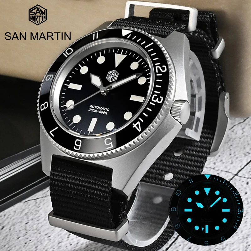 

San Martin Luxury 40mm Diving Watch NH35 Automatic Men Mechanical Wristwatch Sapphire Nylon Strap Full Luminous Waterproof 200m