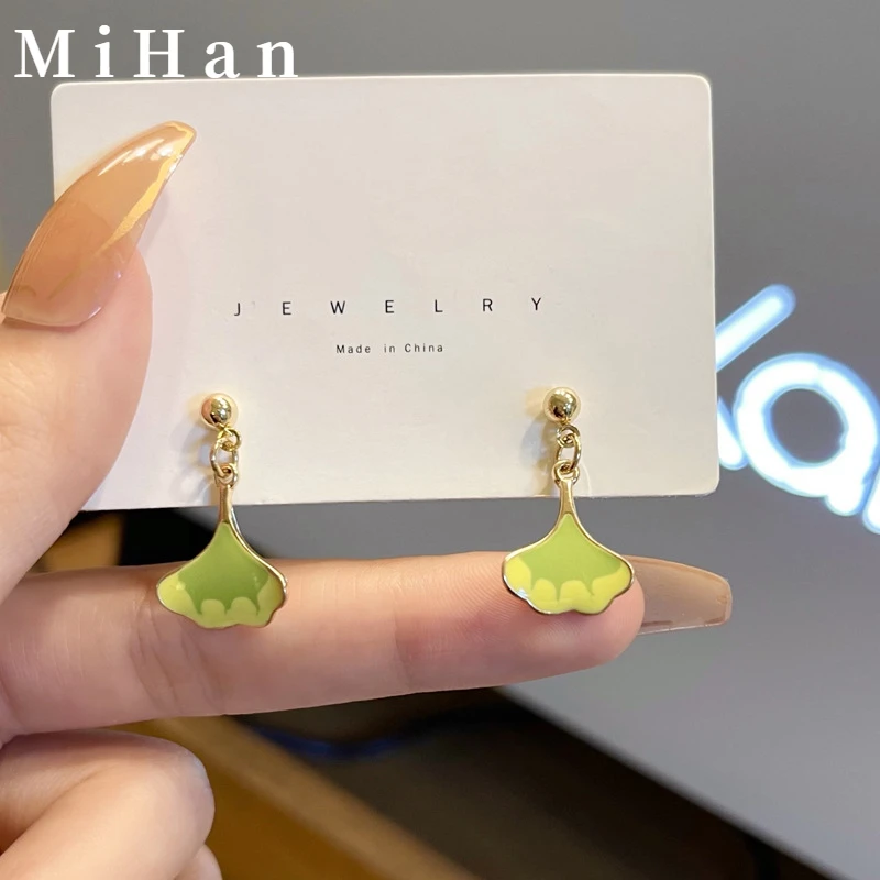 

Mihan Fashion Jewelry Green Leaf Earrings 925 Silver Needle Delicate Cute Style Girl Gift Drop Earrings For Women Wholesale