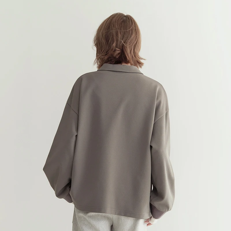 Рубашка женская демисезонная с длинным рукавом и воротником-поло