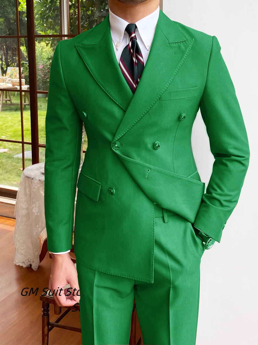 Рисунок 4 - Костюм мужской двубортный в ретро стиле