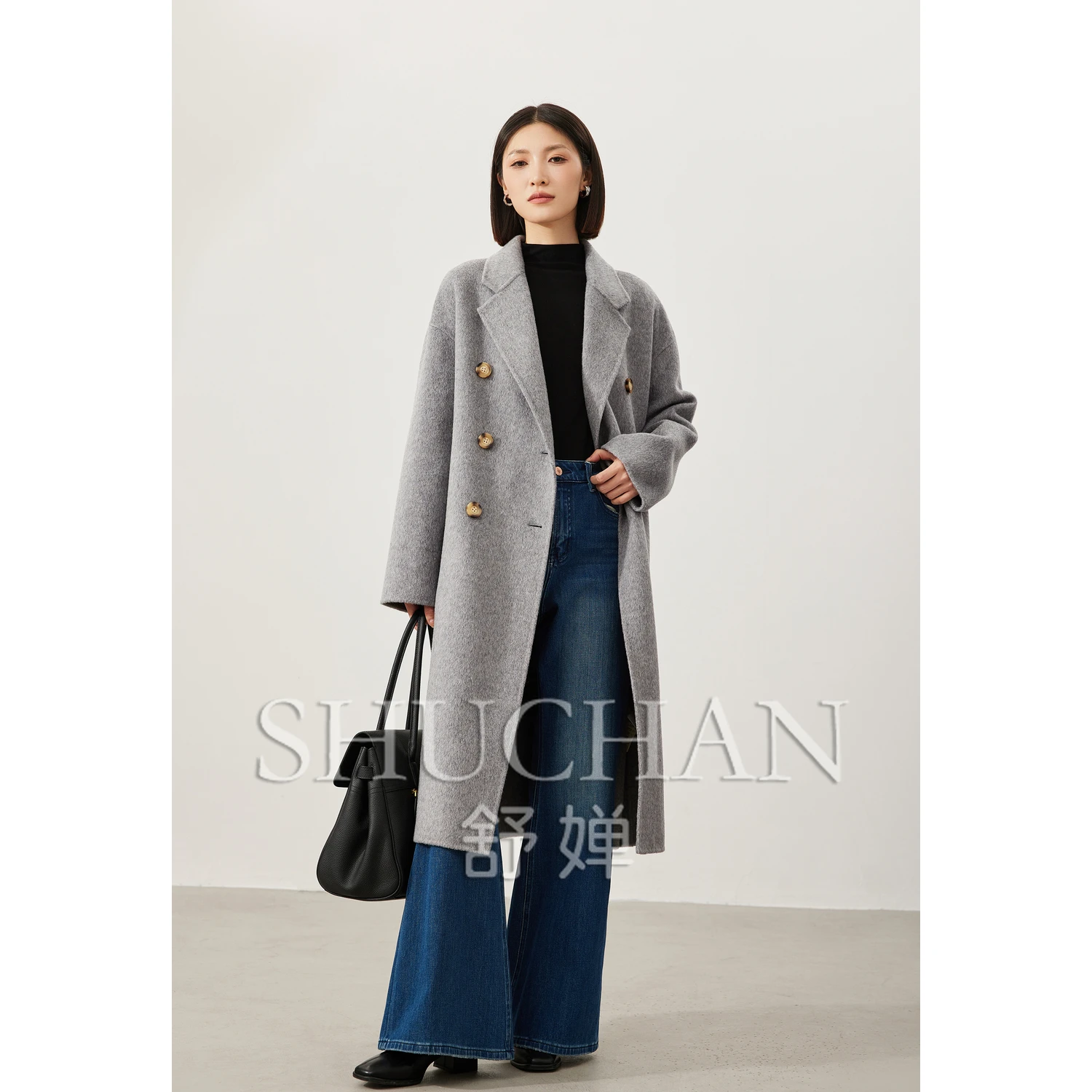 Рисунок 5 - Женское длинное зимнее пальто